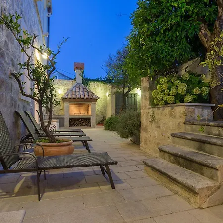 Seaside Luxury With A Swimming Pool Cavtat, Dubrovnik - 14699 فيلة *
