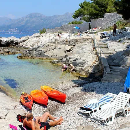 Seaside Luxury With A Swimming Pool Cavtat, Dubrovnik - 14699 فيلة *